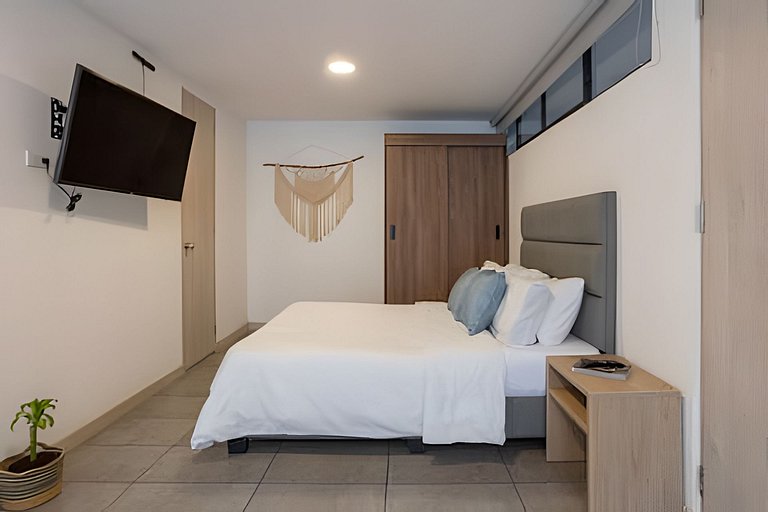 A 15 min del Poblado en auto