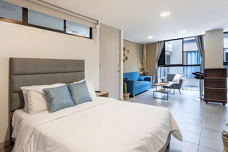 A 15 min del Poblado en auto