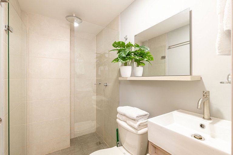 Loft moderno en el centro / cama Queen