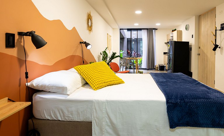 Loft con 2 camas y vista al jardín