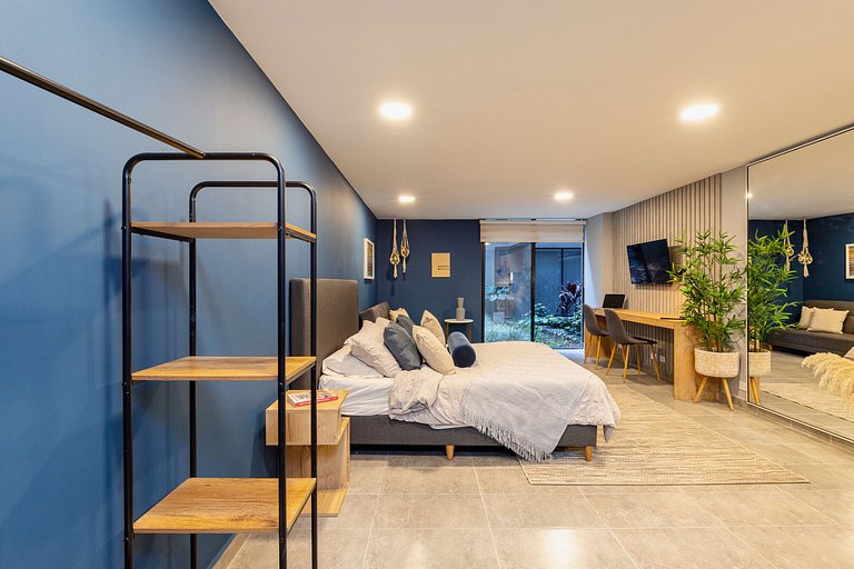 Loft con vista al jardín para descanso natural