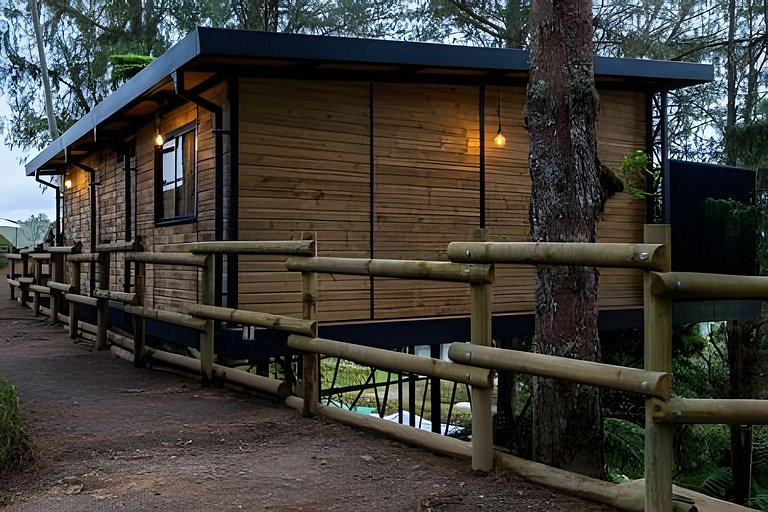 Cabaña elevada en el bosque | Jacuzzi | Represa