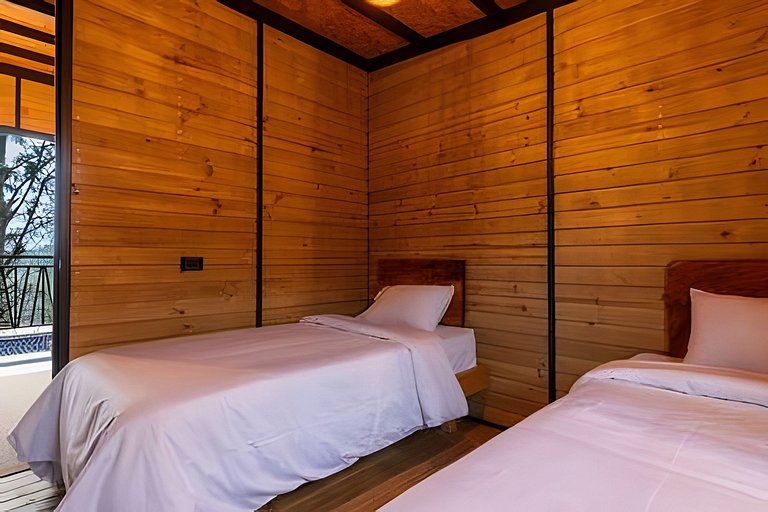 Cabaña elevada en el bosque | Jacuzzi | Represa