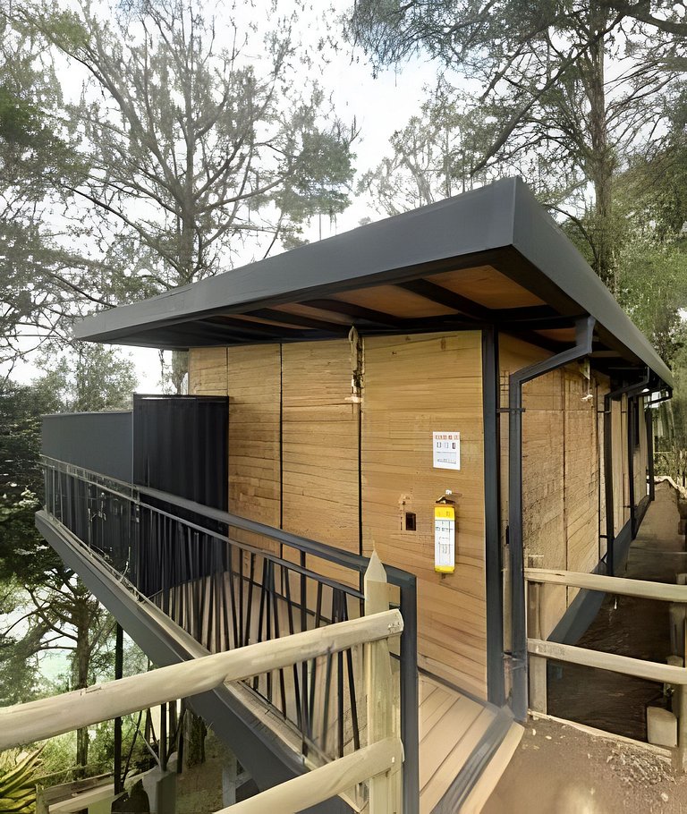 Cabaña elevada en el bosque | Jacuzzi | Represa