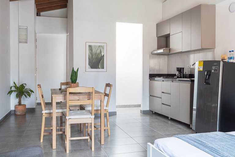 Loft con balcón en el centro de Medellin