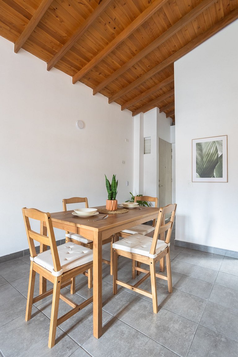 Loft con balcón en el centro de Medellin