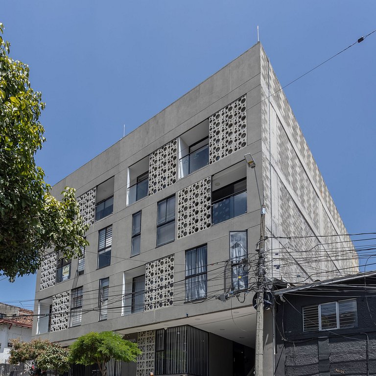 Loft con balcón en el centro de Medellin