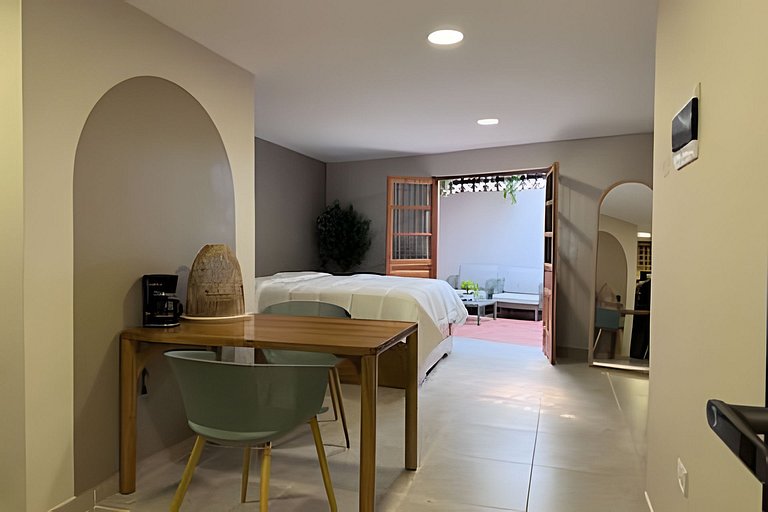 Luxury loft with jacuzzi and Smart TV